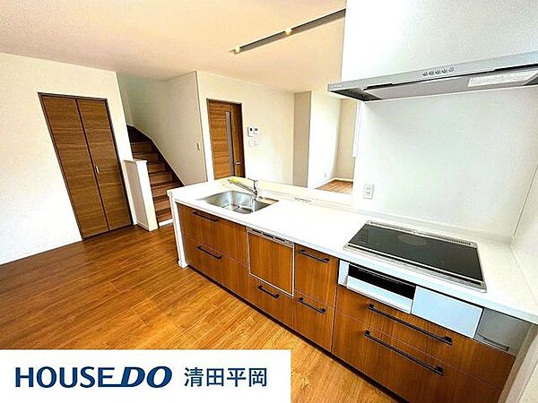 キッチンを拡大表示