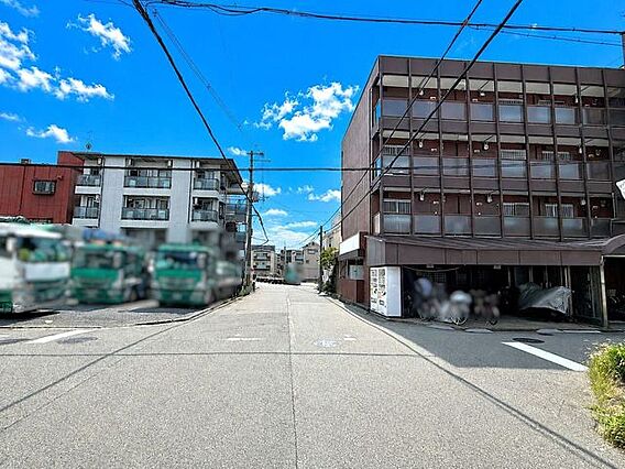 前面道路含む現...