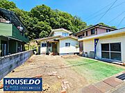 駐車2台可能！（車種による）広いお庭ですので、趣味のガーデニングや家庭菜園などを楽しめます◎