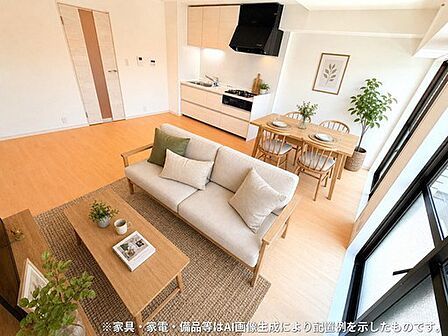 南面のバルコニー越しに心地良い陽光がふんだんに入るリビング。※CGにより家具を配置したイメージです。