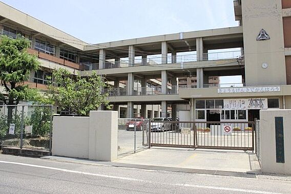 手城小学校 9...