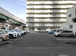 山王住宅S棟:駐車場