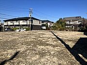 更地でのお渡しになるので、すぐにでも工事を始めることが出来ます。近隣の雰囲気は実際に見て、感じていただくのが一番です！ぜひ現地を見に来てください♪