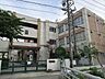 周辺：名古屋市立常磐小学校　【校訓】正しく・・・約束や決まりを守り、善悪の判断のつく子/強く・・・心身ともにたくましく、健康に気をつける子/明るく・・・知を大切にし、友だちと仲良く活動できる子 1380m
