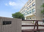名古屋市立助光中学校　【教育目標生徒】人間性豊かな生徒の育成　（1）自ら考えすすんで取り組むことのできる生徒（2）人のことを思いやることのできる生徒（3）心身共に健康な生活を送ることのできる生徒…