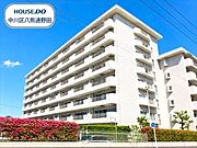 8階建てからなるSCR構造のマンションになります。日中は複数人の方が清掃に入ってくれるので清潔感の保てたマンションといえるでしょう。