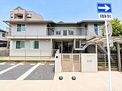 はるたのまち保育園「自分らしさ」を持ったまま緩やかに誰かと繋がり合えるあなたがあなたらしく自分のペースで過ごすことのできる空間づくりを目指します。 420m