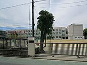 名古屋市立昭和橋小学校　【学校目標】児童一人一人の可能性の伸長と望ましい人格の形成【努力点】「たい」のいる授業を目指して〜自ら学ぶ昭和橋っ子の育成〜 250m