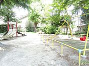 正色公園伏屋駅より徒歩約24分。ブランコ・滑り台などの遊具があります。 280m