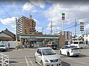 ファミリーマート緑区緑高校前店【スローガンは「Fun＆Fresh」。驚きやワクワク感を与えるべく、商品改革に取り組んでいる。（電子マネー利用可　ＡＴＭあり　ネット通販あり）Vポイントサービスあり…