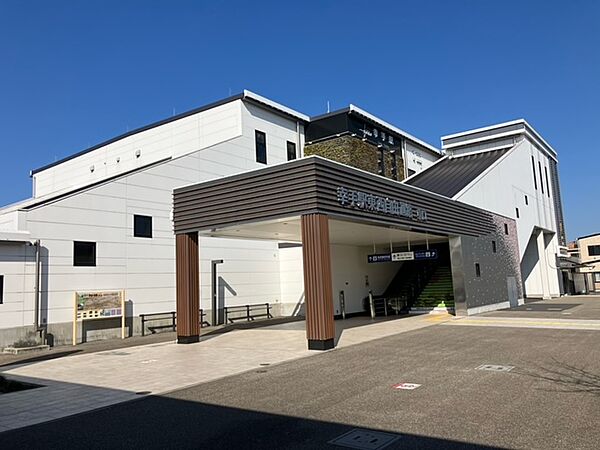 周辺を拡大表示