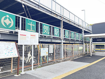 駅前駐輪場
