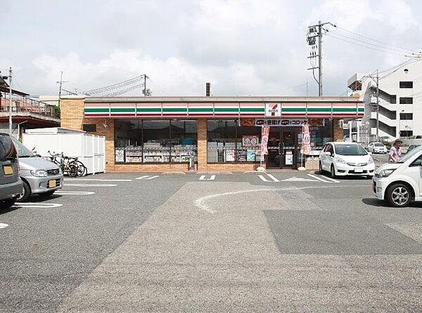 画像14:セブンイレブン下関彦島向井町店(440m)