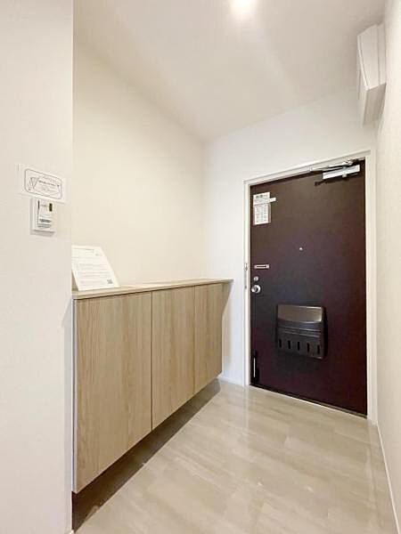 玄関を拡大表示