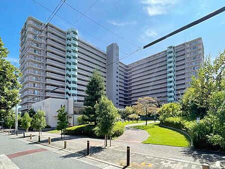 2000年2月建築 SRC造15階建地下1階付 総戸数271戸
