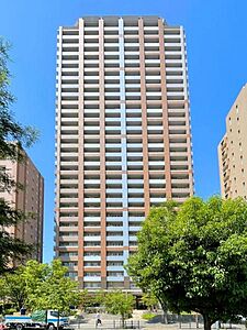 外観:2004年8月建築 RC造・SRC造31階地下1階付 総戸数165戸 令和8年11月下旬リフォーム完了予定♪ 外観:2004年8月建築 RC造・SRC造31階地下1階付 総戸数165戸 令和8年11月下旬リフォーム完了予定♪