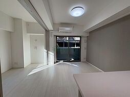 都営新宿線 大島駅 徒歩7分の賃貸マンション 1階2DKのリビング/ダイニング