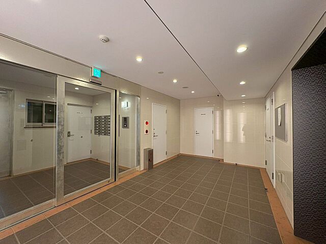エントランス