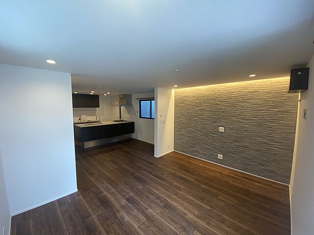 リビング/ダイニング 北区岩淵町