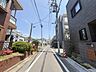 外観：前面道路の写真