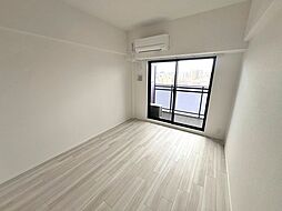 ファーストフィオーレ大阪城イースト 8階1Kのリビング/ダイニング