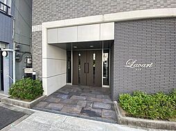 6 / 9