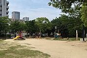 都島公園 徒歩17分。 1310m