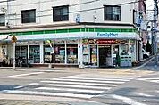 ファミリーマート木村都島店 徒歩3分。 240m