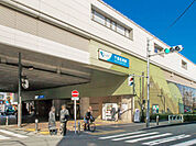 【小田急線「千歳船橋」駅】徒歩7分（560ｍ）