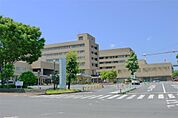 県立中央病院（589m）