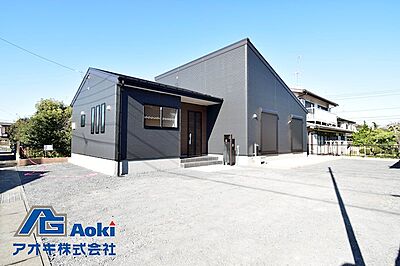 外観:黒を基調としたスタイリッシュな外観です♪ 外観:黒を基調としたスタイリッシュな外観です♪