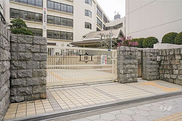 プレミスト堺筋本町ラディーナ