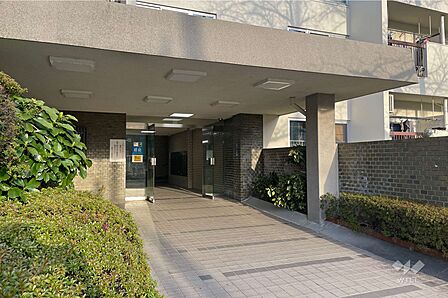 敷地内駐車場(屋外平面式)