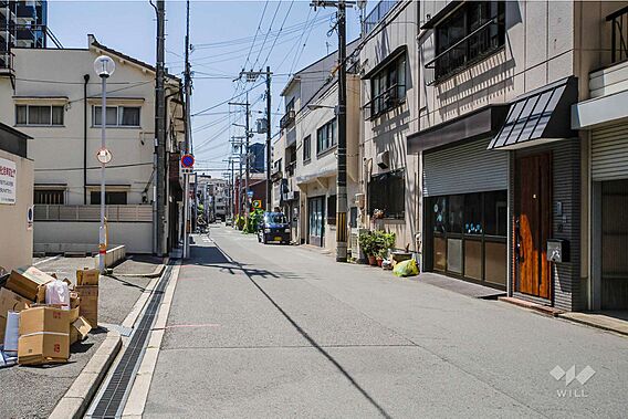敷地北西側の前...