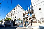 天王寺中学校[公立]の外観