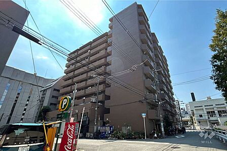 メゾン北梅田の外観(北東側から)
