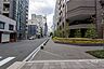 その他：敷地南側の前面道路（東側から）