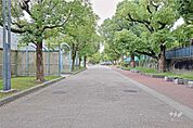真田山公園の外観