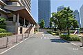駐車場の出入り...
