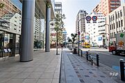 敷地北側の前面道路（東側から）