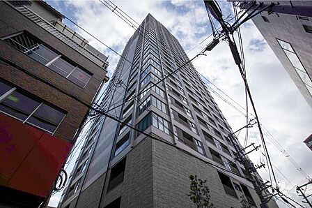ザ・パークハウス大阪梅田タワーの外観(北側から)