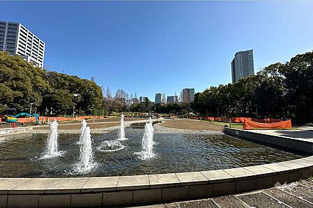 靱公園の外観