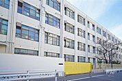 南小学校[公立]の外観