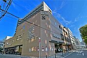 阪急オアシス(新町店)の外観