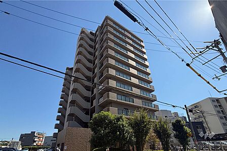 ルモングレース森之宮の外観(西側から)