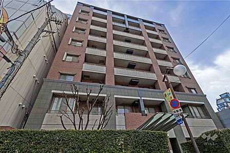 アルス心斎橋の外観(北東側から)