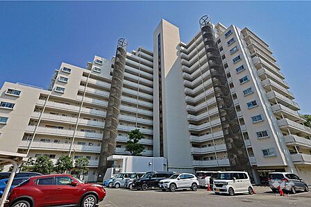 ユニライフ福島C棟の外観(北西側から)