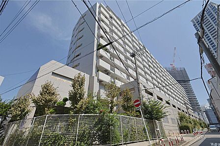 藤和堂島ハイタウンの外観(南西側から)