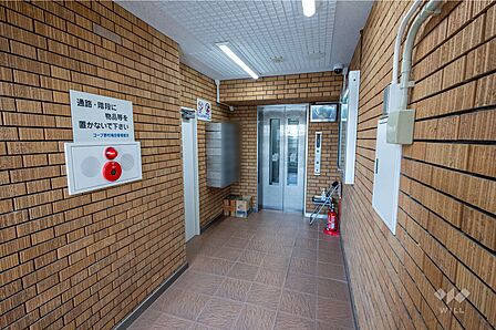 共用のエレベーター