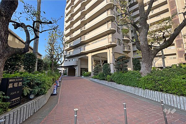 エントランスを拡大表示